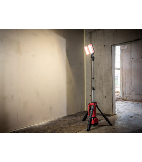 Projecteur TL4000 batterie 18V Led avec trépied