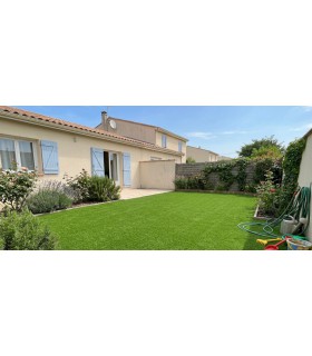 Gazon Synthétique 43mm - WEMBLEY - à la coupe sur mesure - 100% recyclable - Largeur 2 mètres