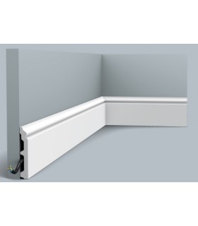 Plinthe mur et plafond Orac SX173